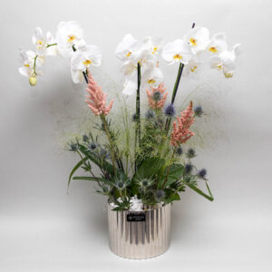 Flowers in Silver Metal Vasa